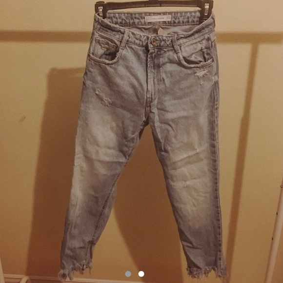 Zara trafaluc high waist distressed mom jeans - Picture 2 of 2